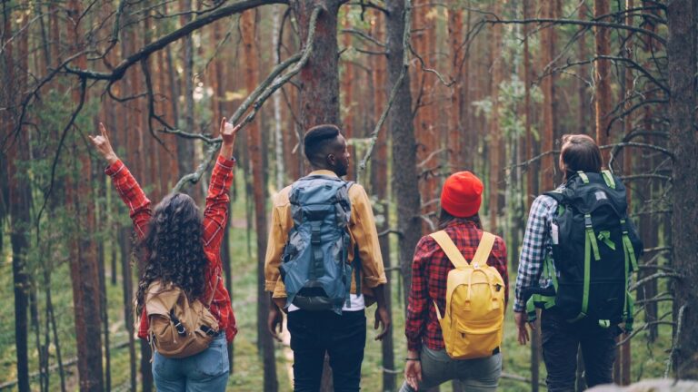 best hiking backpacks - featured image